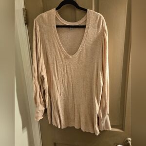 Sejour V-Neck Sweater in Soft Cream